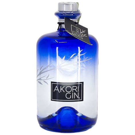 Akori gin díszdobozban 1 pohárral DRS (0,7L / 42%) Akori gin díszdobozban 1 pohárral DRS (0,7L / 42%)