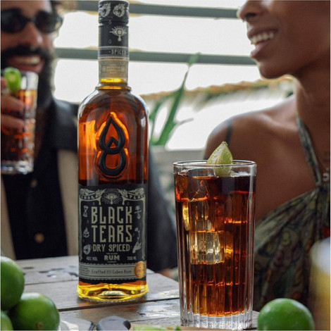 Black Tears Cuban Spiced rum DRS (0,7 / 40%) Black Tears Cuban Spiced rum DRS (0,7 / 40%)