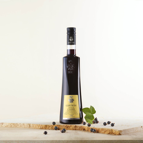 Joseph Cartron Creme de Cassis feketeribizlilikőr DRS (0,7L / 19%) Joseph Cartron Creme de Cassis feketeribizlilikőr DRS (0,7L / 19%)