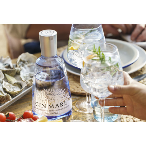 Gin Mare Lantern Pack DRS (0,7L / 42,7%)
