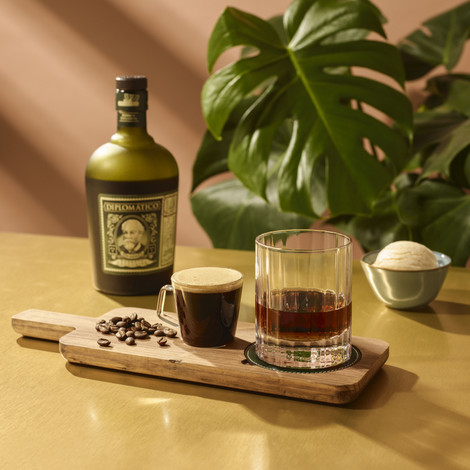 Diplomatico Exclusiva rum DRS (0,7L / 40%) Diplomatico Exclusiva rum DRS (0,7L / 40%)