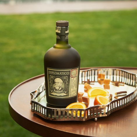 Diplomatico Exclusiva rum DRS (0,7L / 40%) Diplomatico Exclusiva rum DRS (0,7L / 40%)